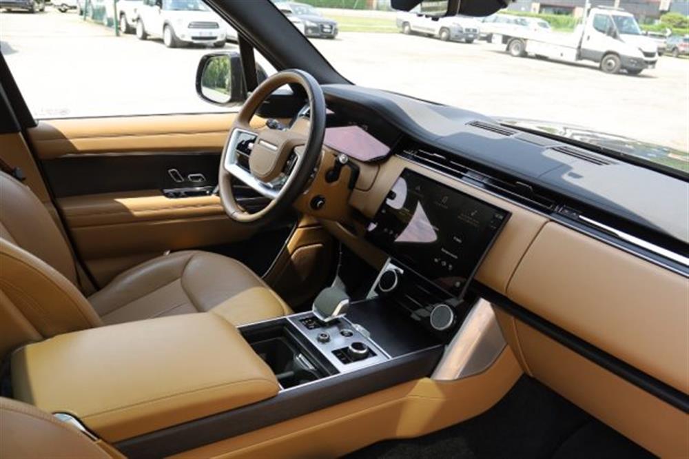 Range Rover Range Rover 3.0 I6 HSE LWB IVA E