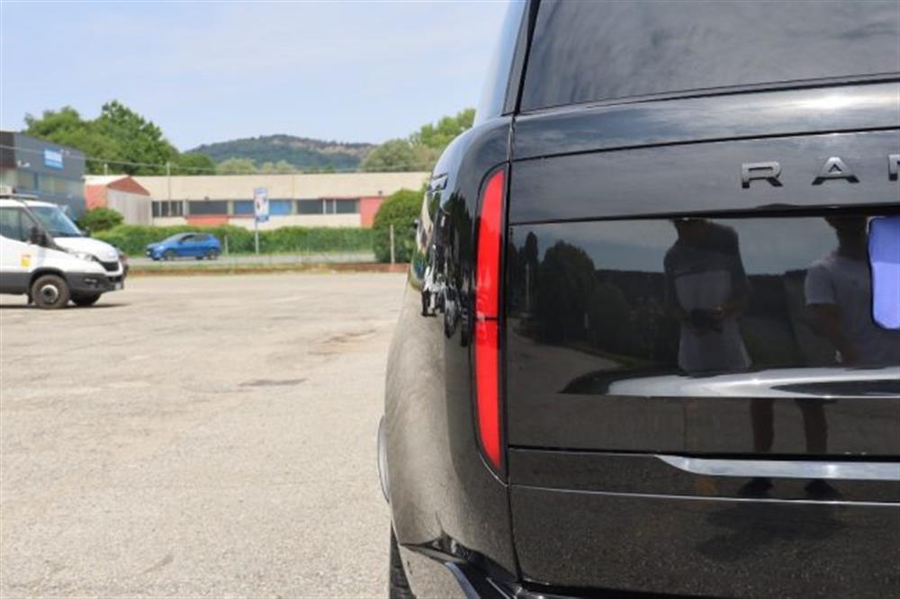 Range Rover Range Rover 3.0 I6 HSE LWB IVA E