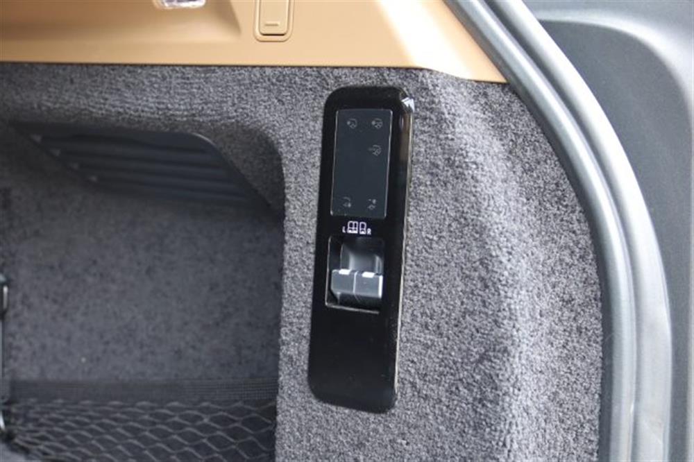 Range Rover Range Rover 3.0 I6 HSE LWB IVA E