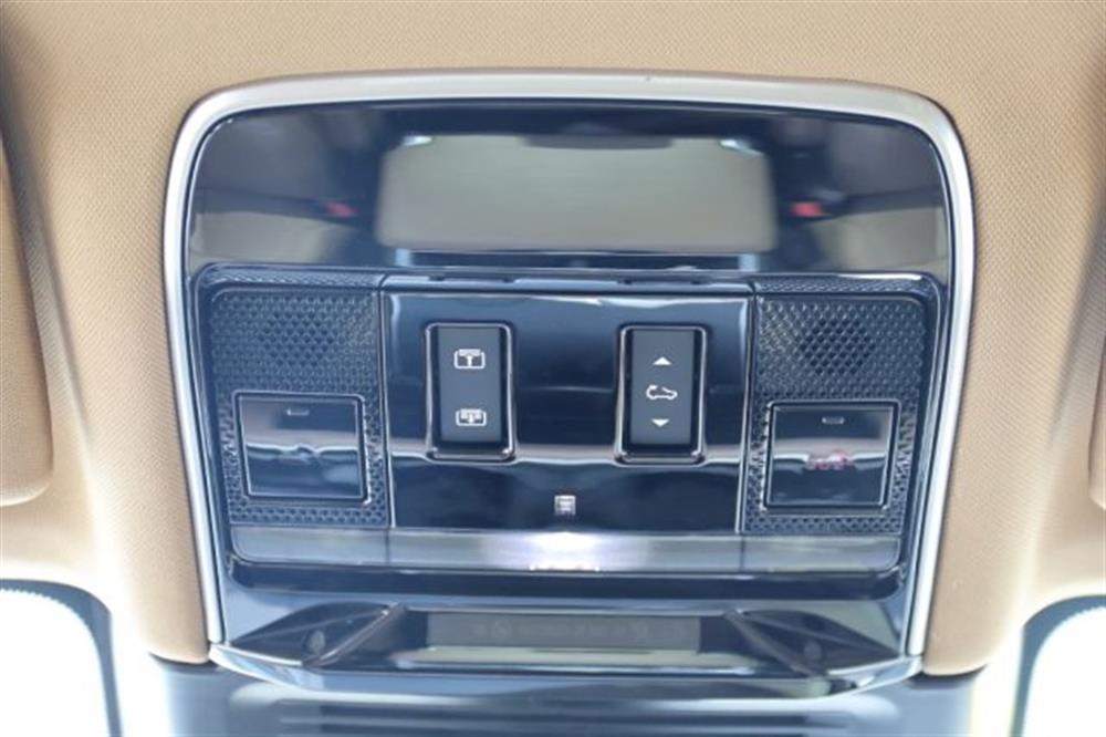Range Rover Range Rover 3.0 I6 HSE LWB IVA E