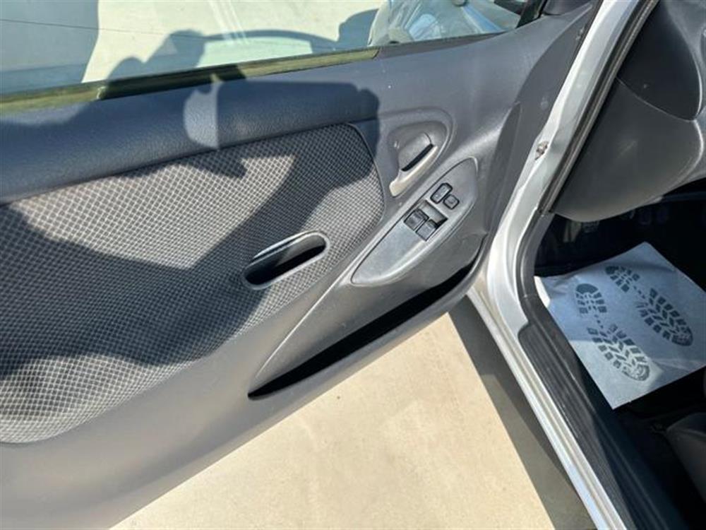 Yaris Yaris 1.4 tdi D-4D cat 3 p