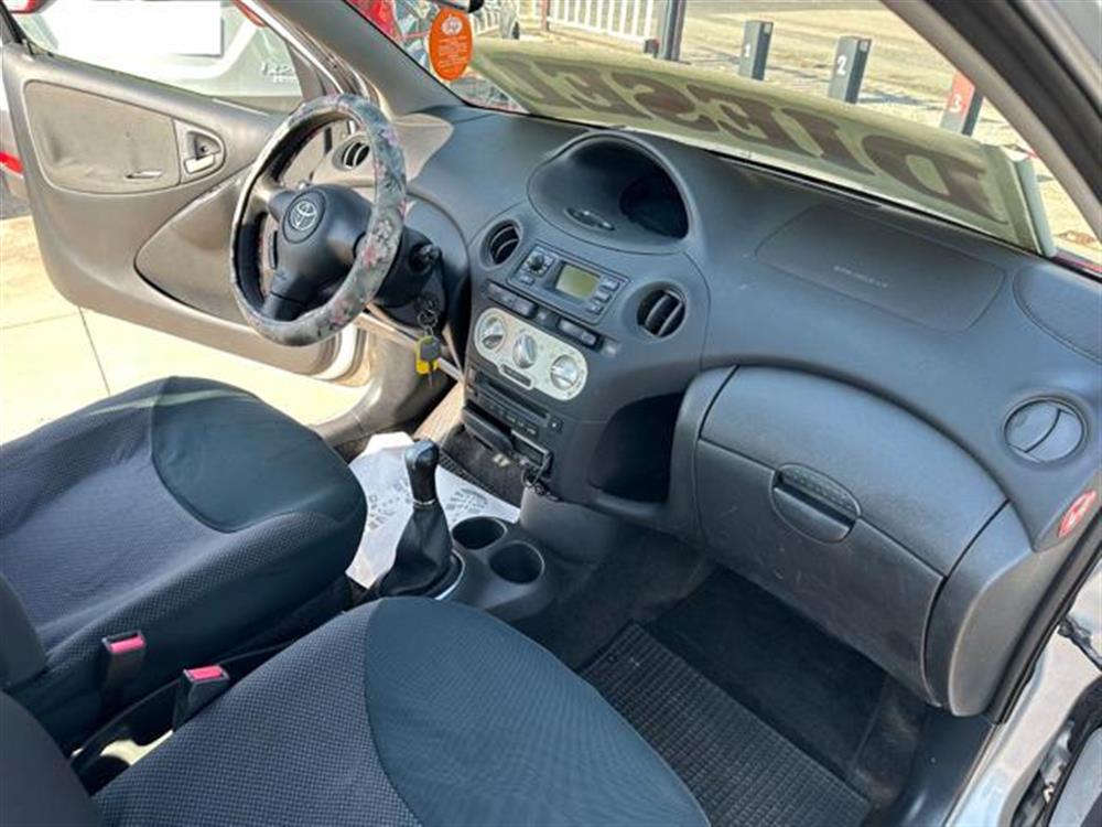 Yaris Yaris 1.4 tdi D-4D cat 3 p