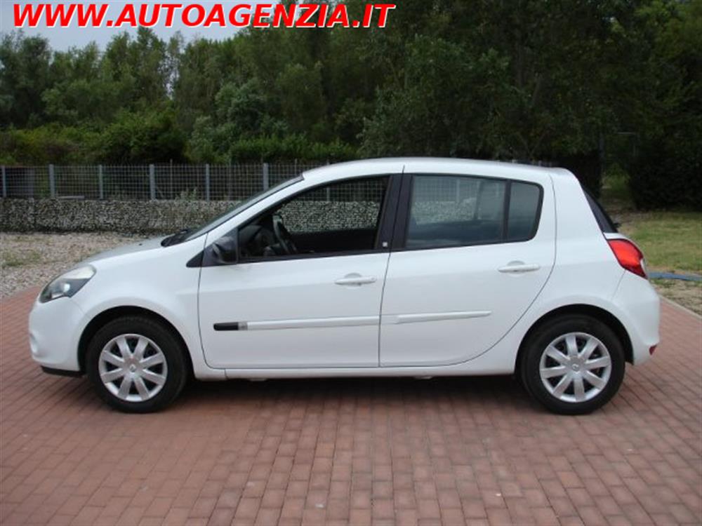 Clio Clio 1.2 16V 5 porte Dyna