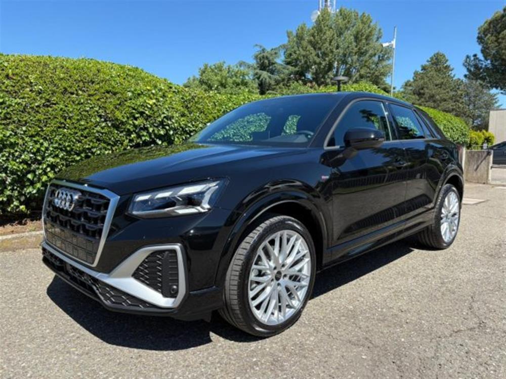 Q2 Q2 35 TDI S tronic S li