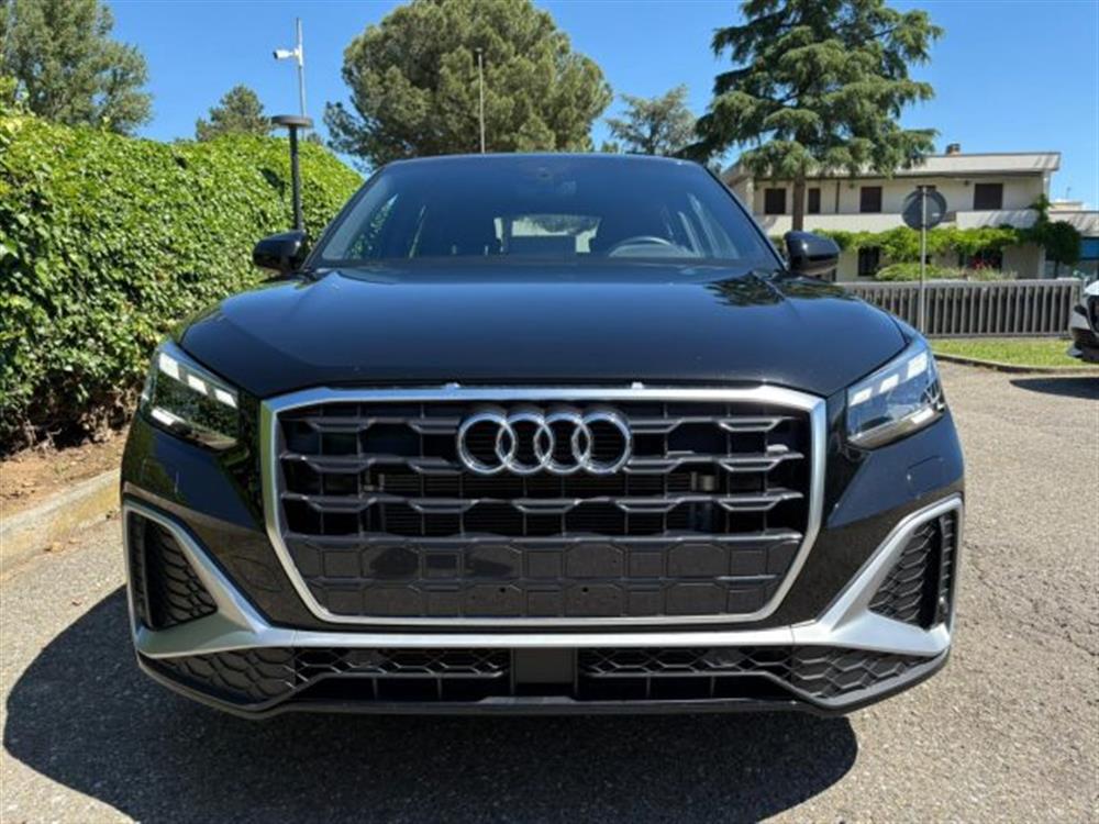 Q2 Q2 35 TDI S tronic S li