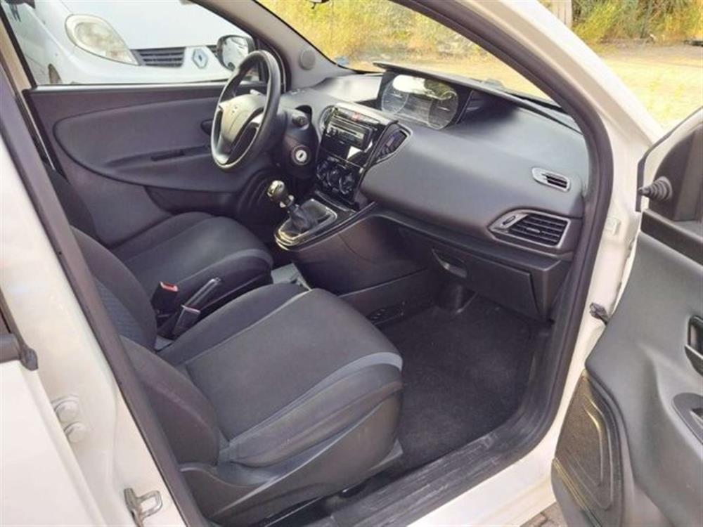 Ypsilon Ypsilon 1.2 Silver 69cv