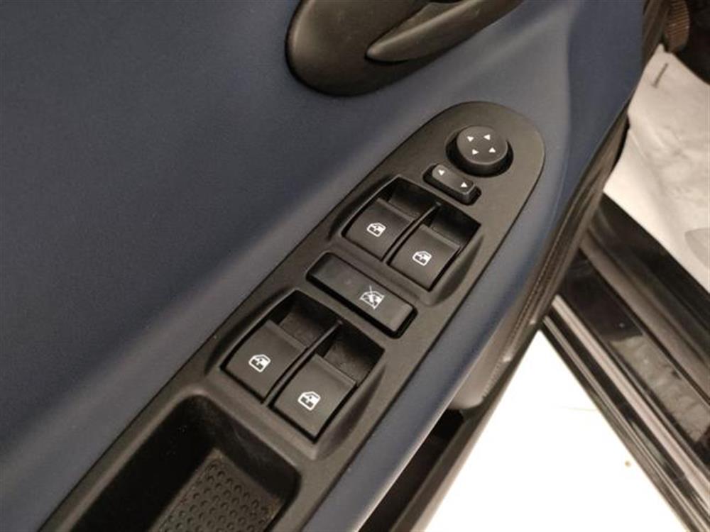 Ypsilon Ypsilon 1.2 69 CV 5 porte GP