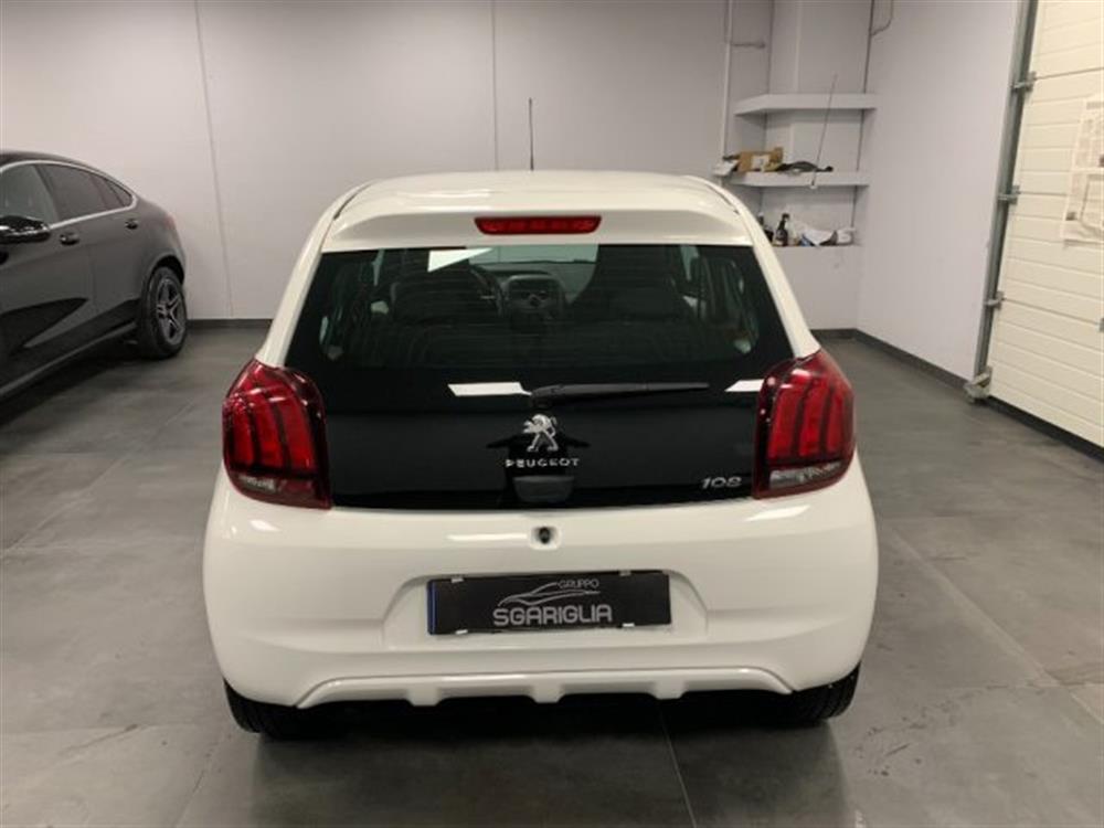 108 108 1.0 Benzina 5 Porte