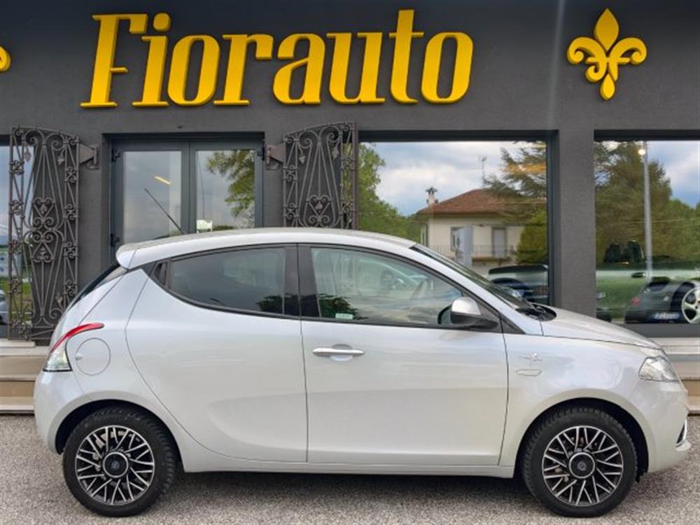 Ypsilon Ypsilon 1.2 69 CV 5 porte My