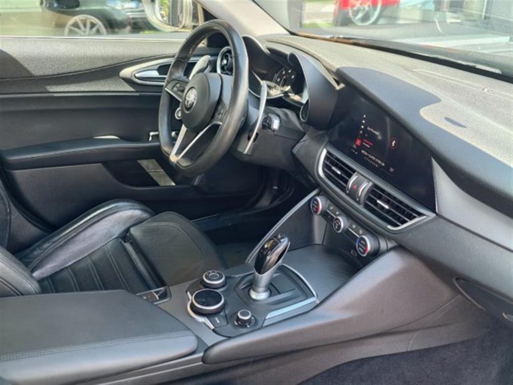 Giulia Giulia Veloce 210 CV AT8 AW