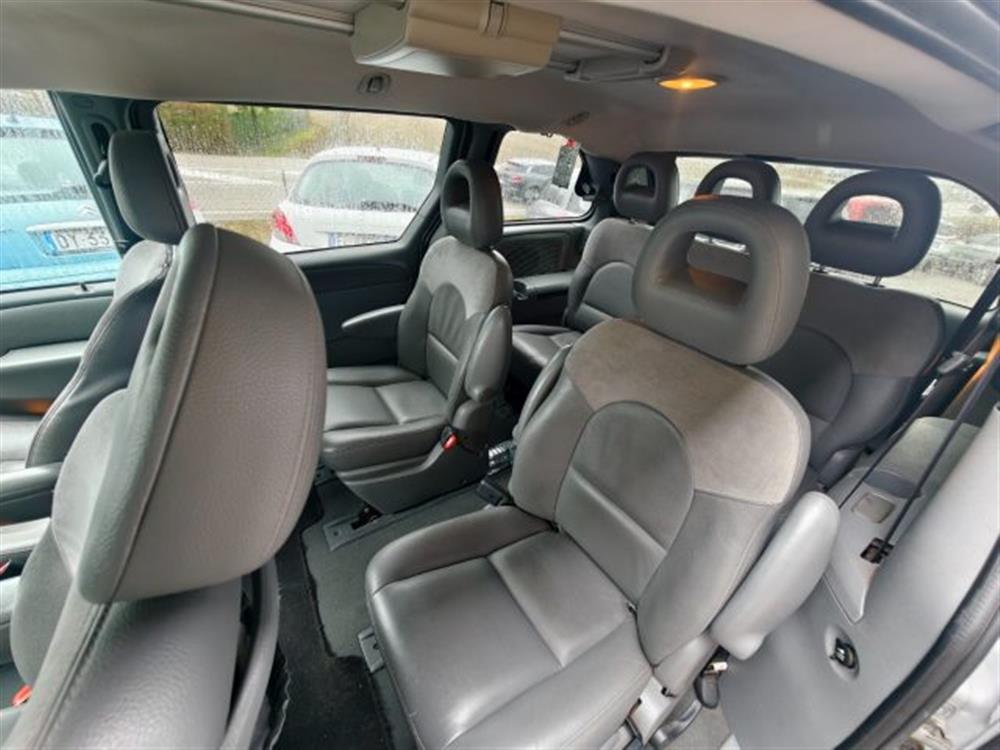 Voyager Voyager 2.8CRD 7posti LX Lea