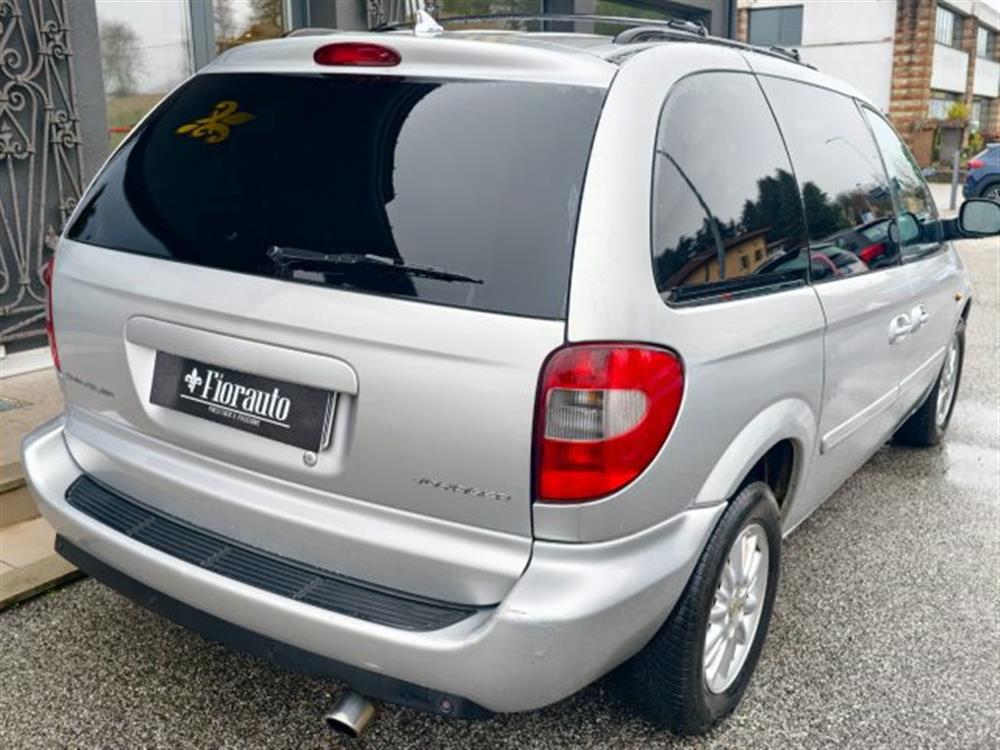 Voyager Voyager 2.8CRD 7posti LX Lea