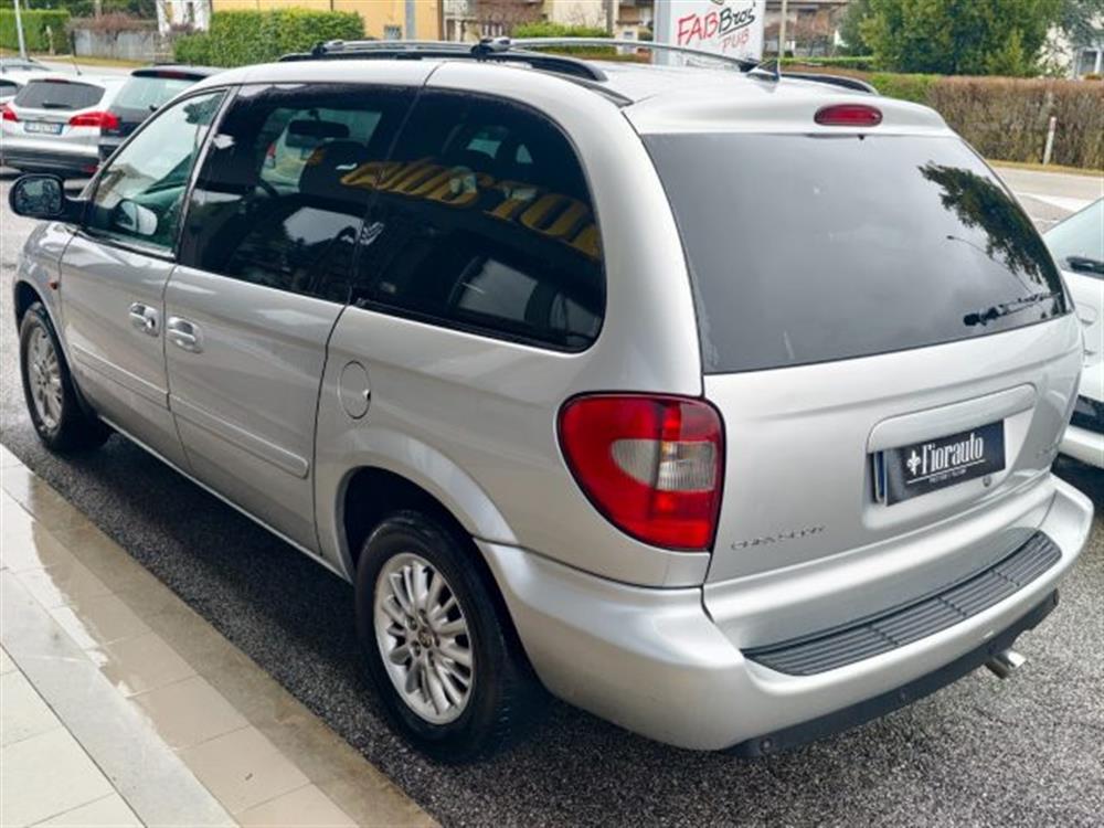 Voyager Voyager 2.8CRD 7posti LX Lea