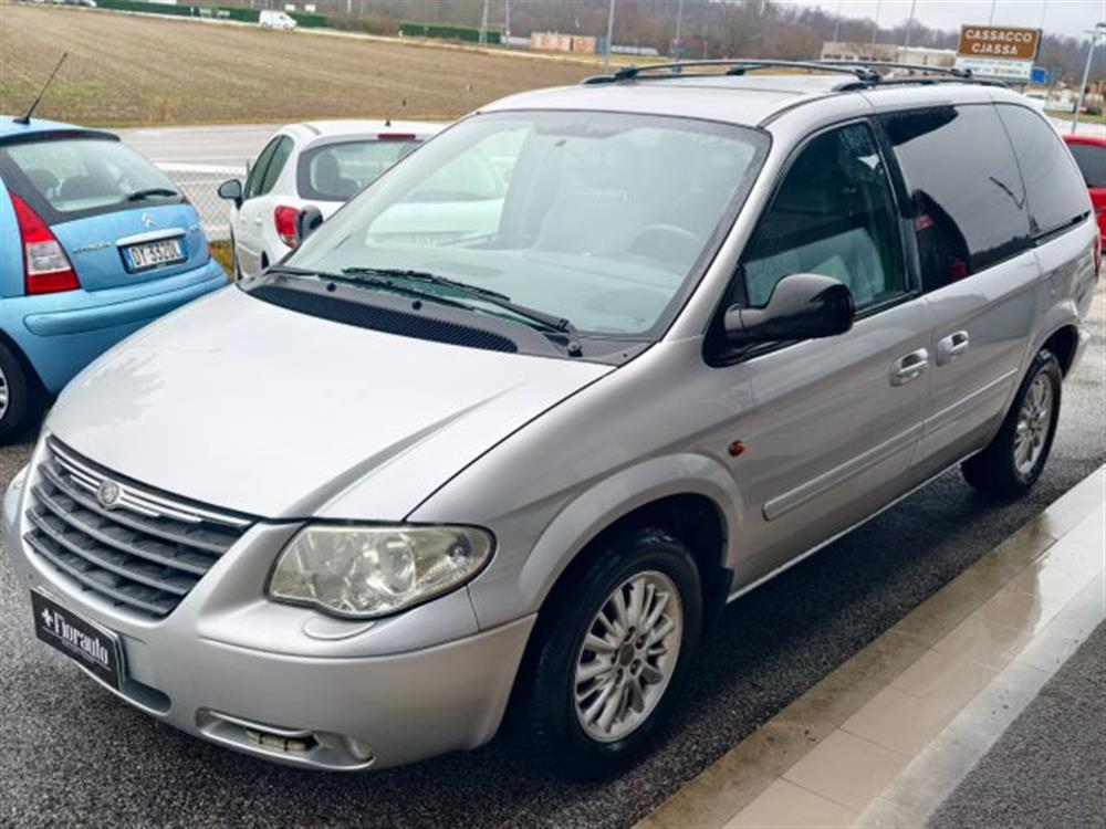 Voyager Voyager 2.8CRD 7posti LX Lea