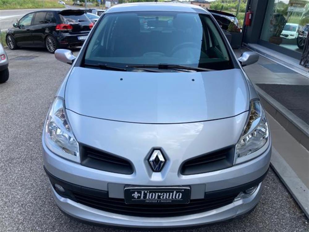 Clio Clio 1.4 16V 5 porte Dyna