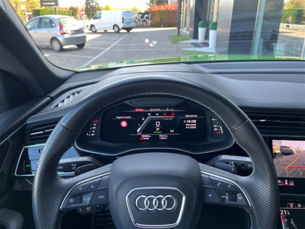 Q8 Q8 50 TDI 286CV S-LINE