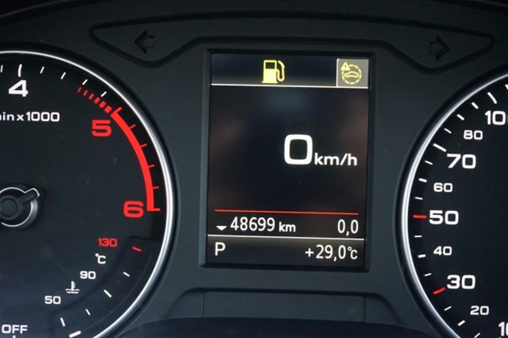 Q2 Q2 35 TDI S tronic Busi