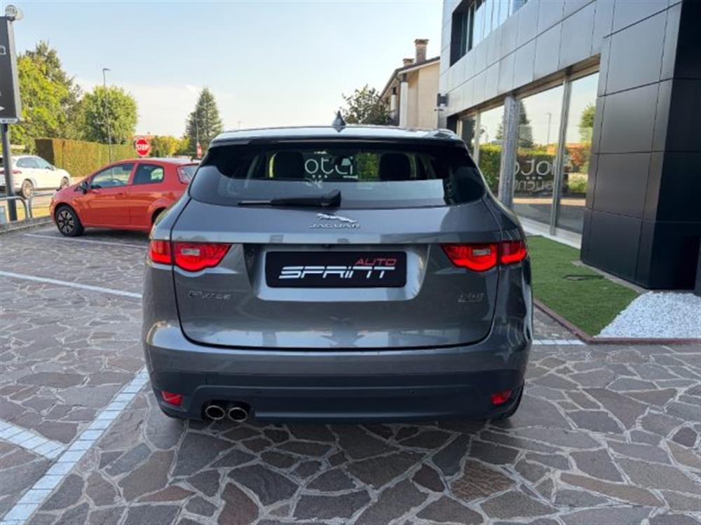 F-Pace F-Pace 2.0 D 180CV AUTOMATI