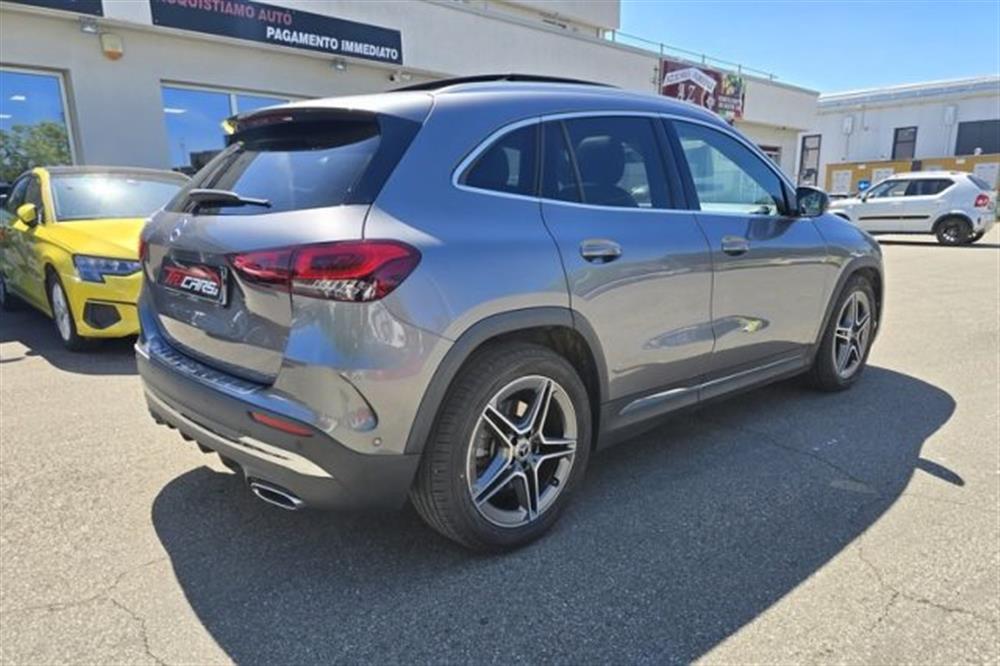 GLA 220 GLA 220 d Automatic Premium