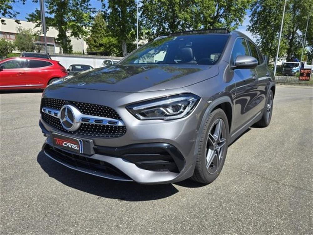 GLA 220 GLA 220 d Automatic Premium