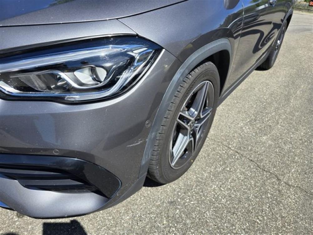 GLA 220 GLA 220 d Automatic Premium
