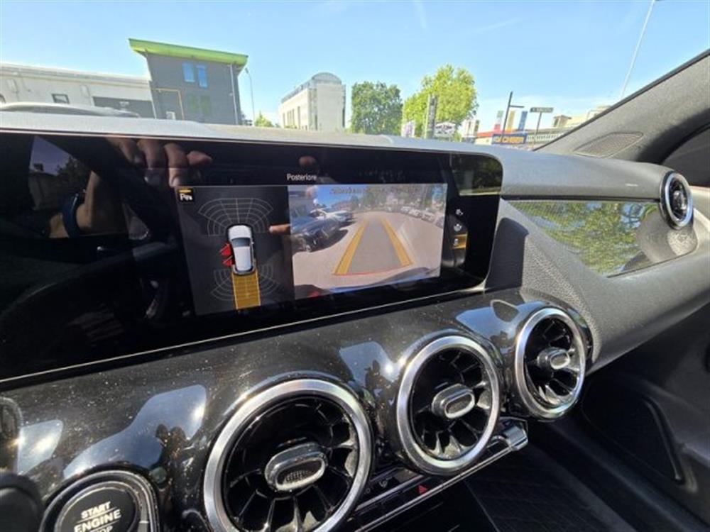 GLA 220 GLA 220 d Automatic Premium