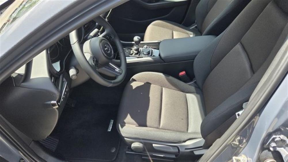 3 3 Mazda3 e-Skyactiv-G