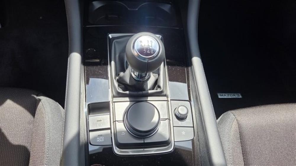 3 3 Mazda3 e-Skyactiv-G