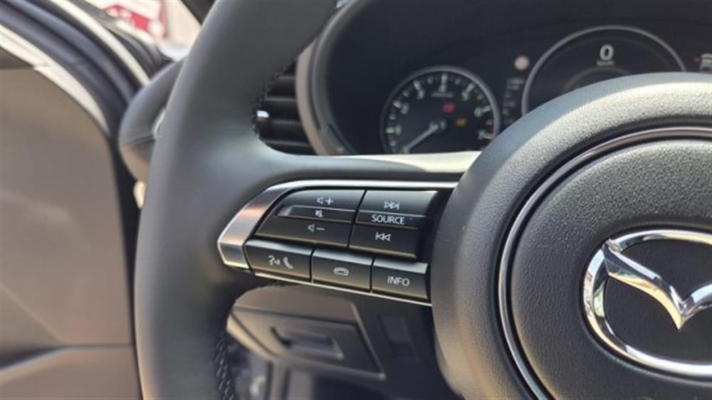 3 3 Mazda3 e-Skyactiv-G