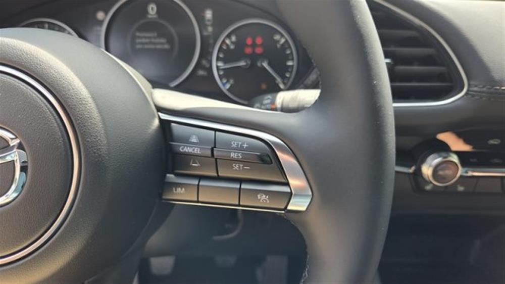 3 3 Mazda3 e-Skyactiv-G