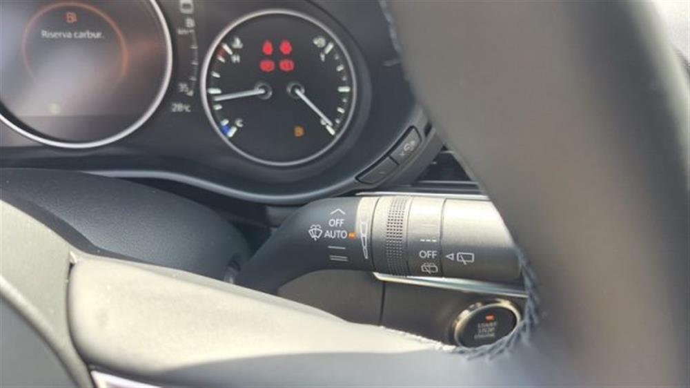3 3 Mazda3 e-Skyactiv-G