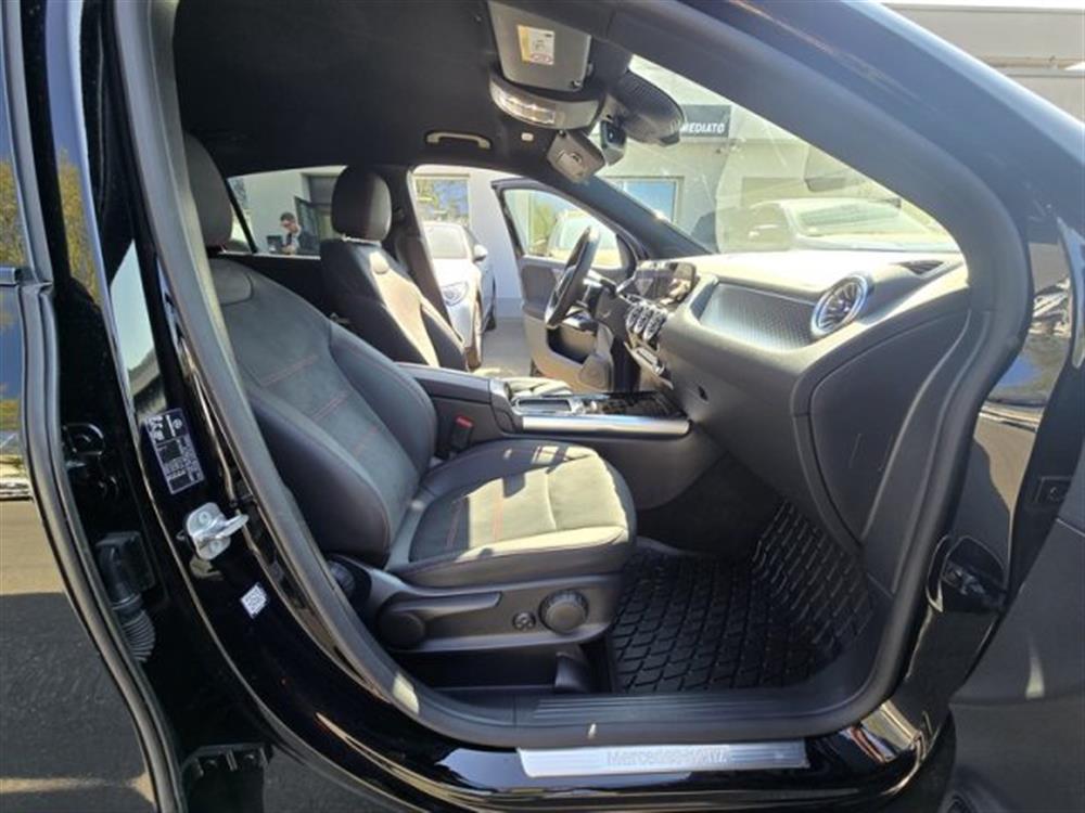 GLA 200 GLA 200 d Automatic 4Matic A