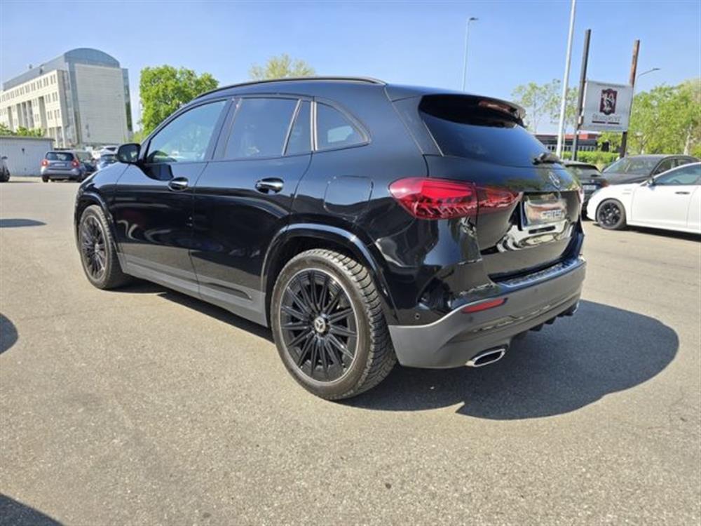 GLA 200 GLA 200 d Automatic 4Matic A