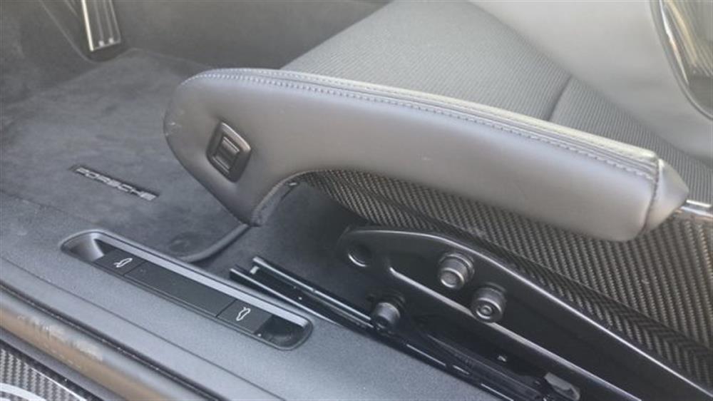 992 992 911 GT3 Touring PERM