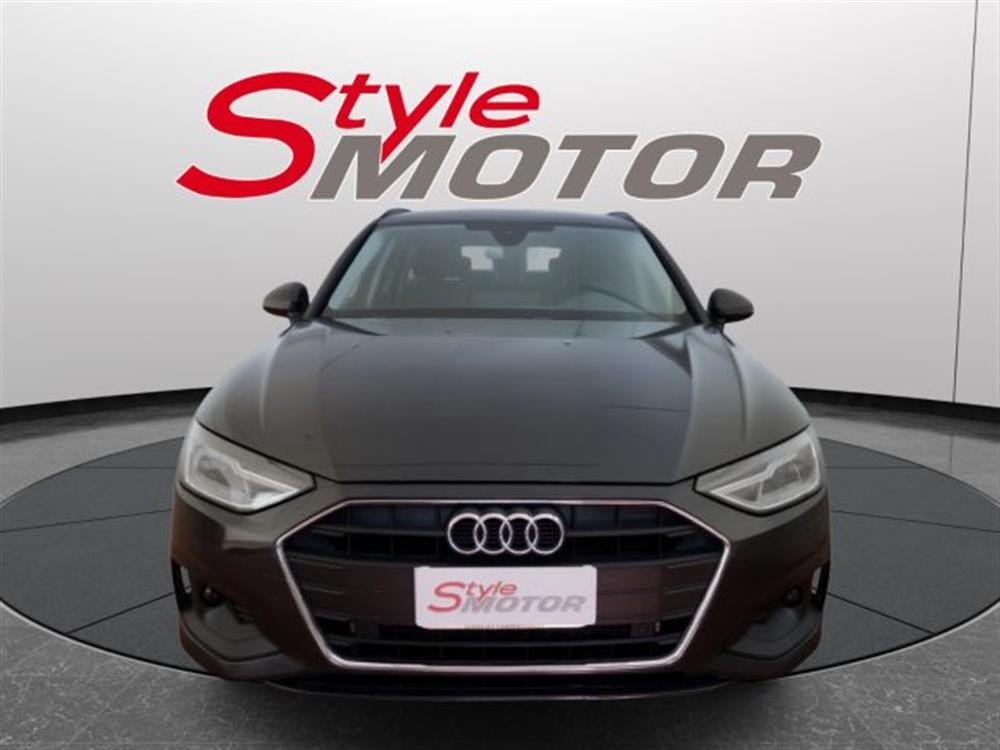 A4 A4 Avant 30 TDI/136 CV