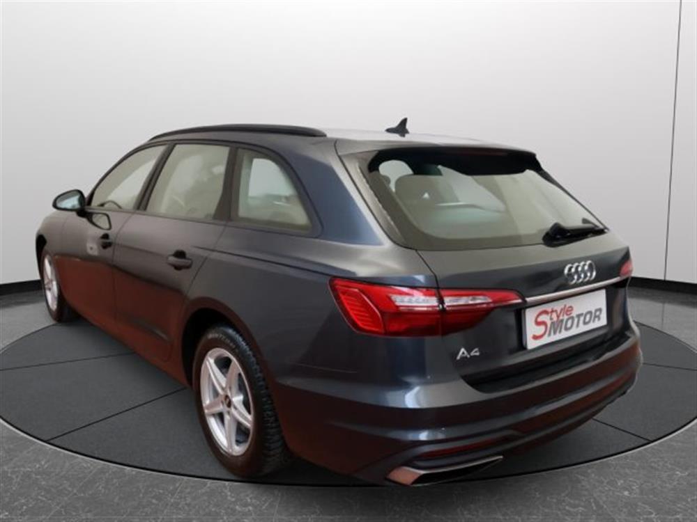 A4 A4 Avant 30 TDI/136 CV