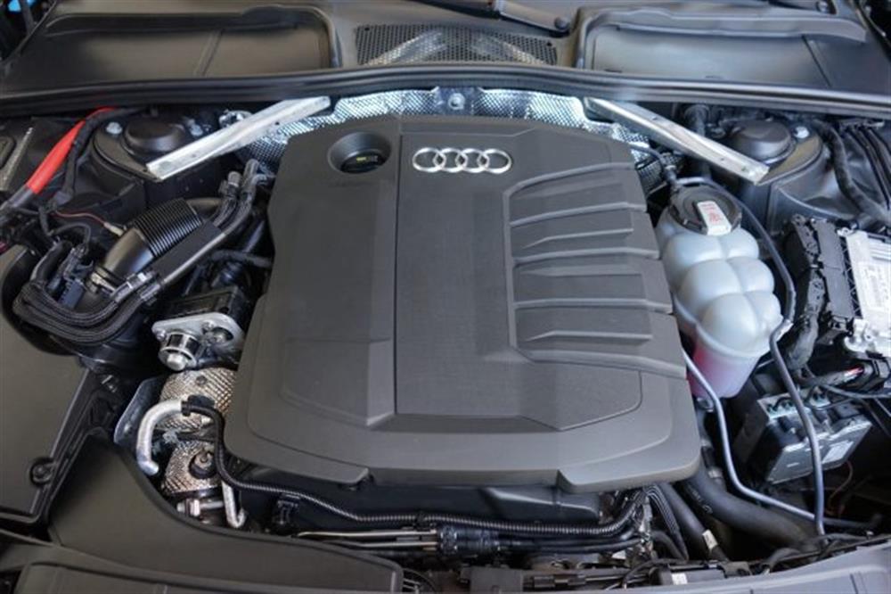 A4 A4 Avant 30 TDI/136 CV