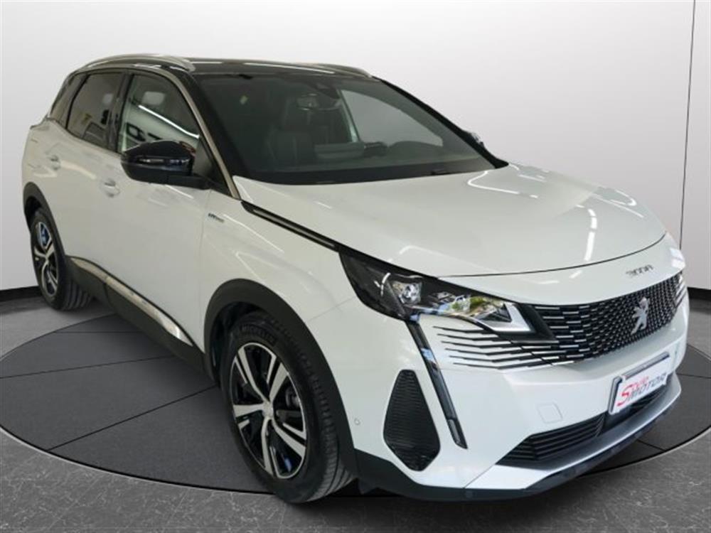 3008 3008 Hybrid 225 e-EAT8 GT