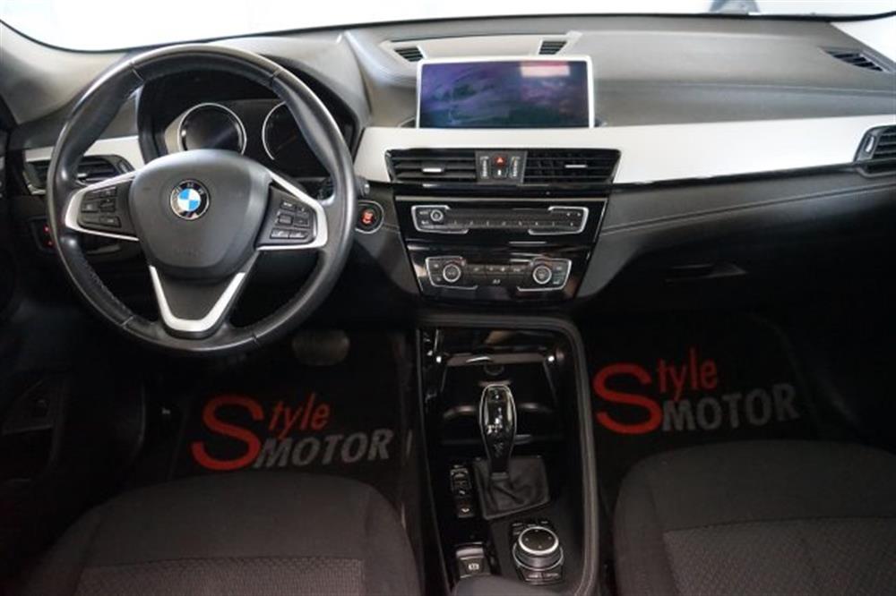 X2 X2 sDrive18d Business-X
