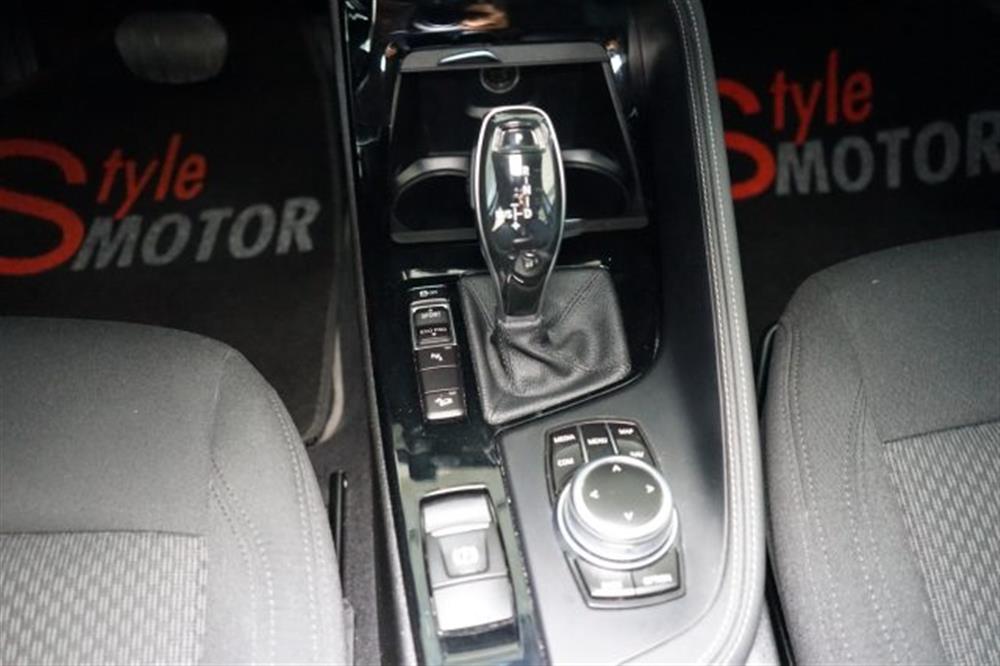 X2 X2 sDrive18d Business-X