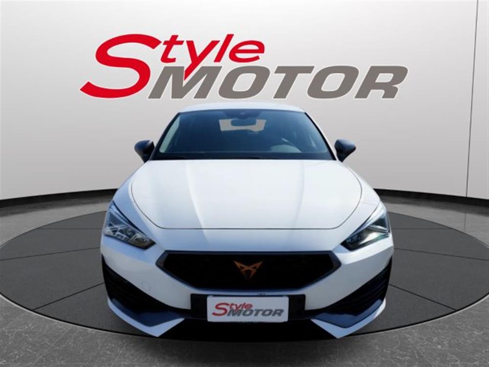 Leon Leon 1.5 Hybrid 150 CV DS
