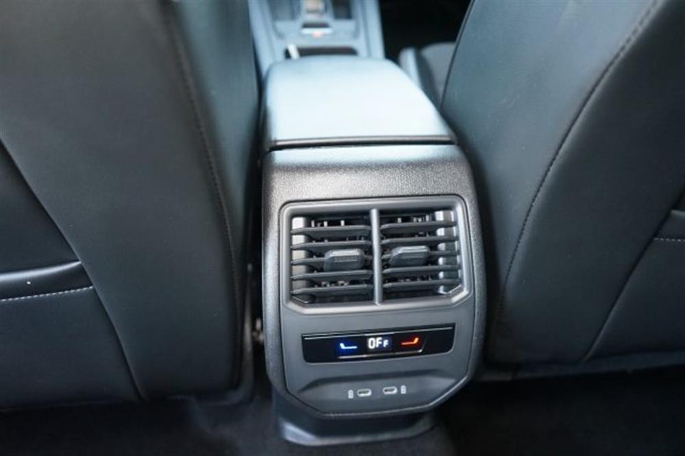 Leon Leon 1.5 Hybrid 150 CV DS