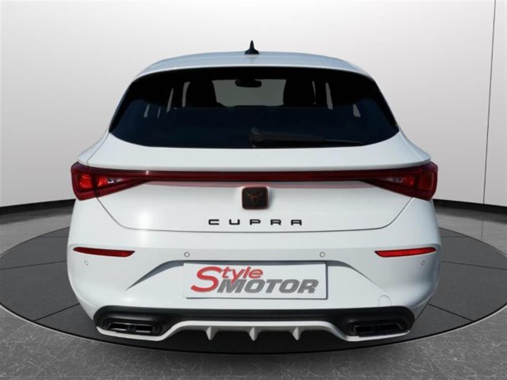 Leon Leon 1.5 Hybrid 150 CV DS