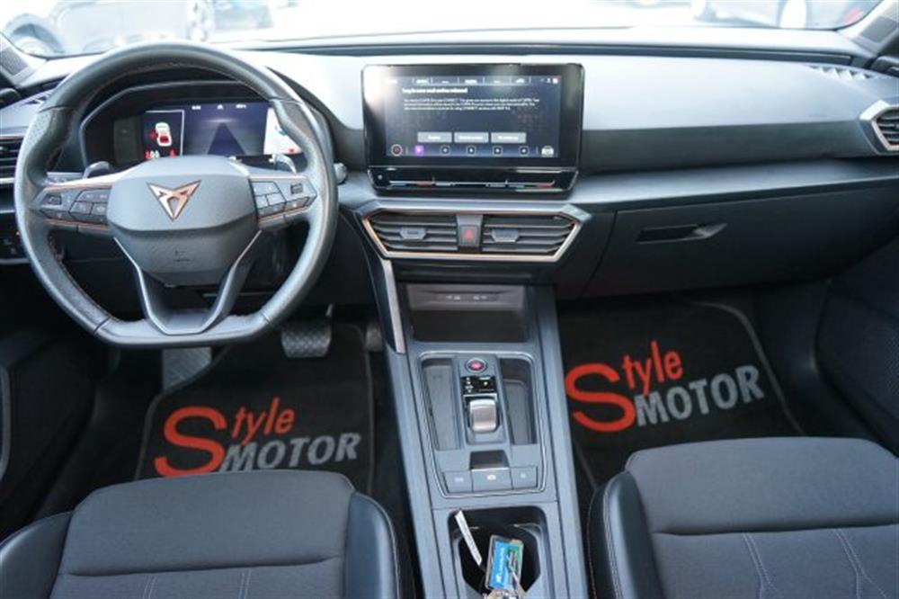 Leon Leon 1.5 Hybrid 150 CV DS