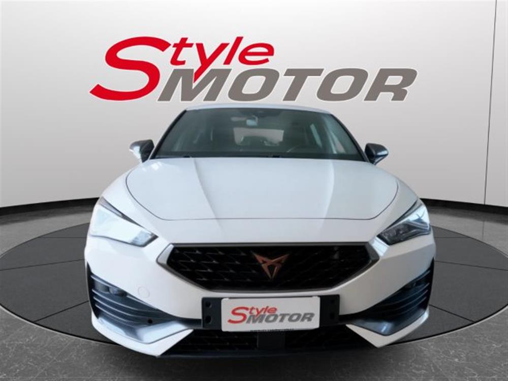 Leon Leon 1.5 Hybrid 150 CV DS