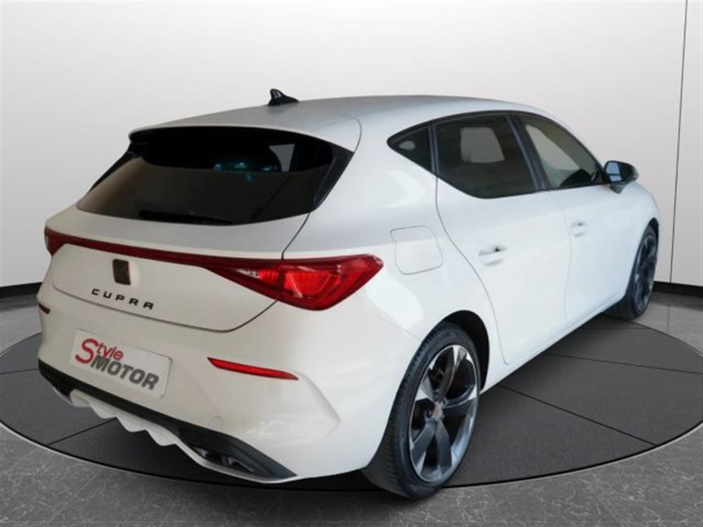 Leon Leon 1.5 Hybrid 150 CV DS