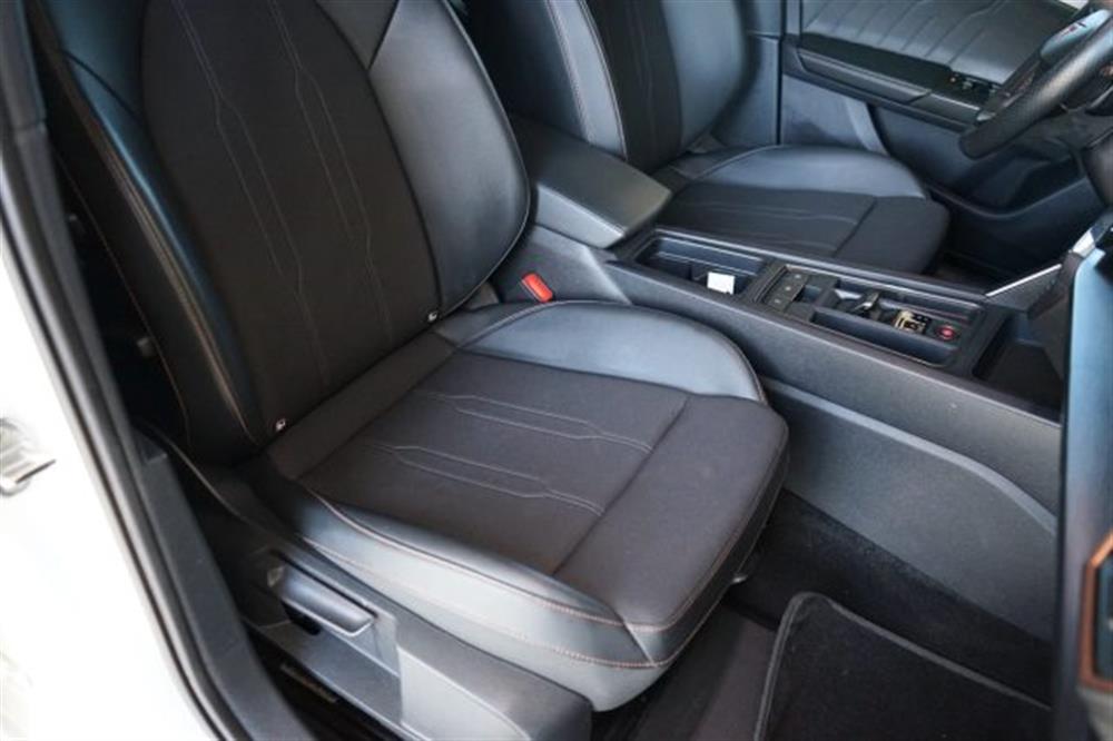 Leon Leon 1.5 Hybrid 150 CV DS