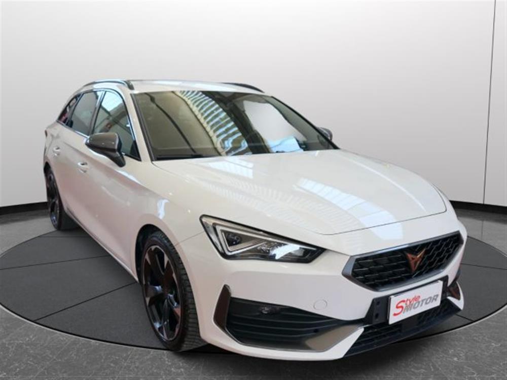 Leon Leon Sportstourer 1.5 Hyb