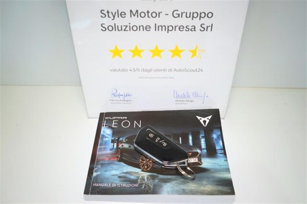 Leon Leon Sportstourer 1.5 Hyb