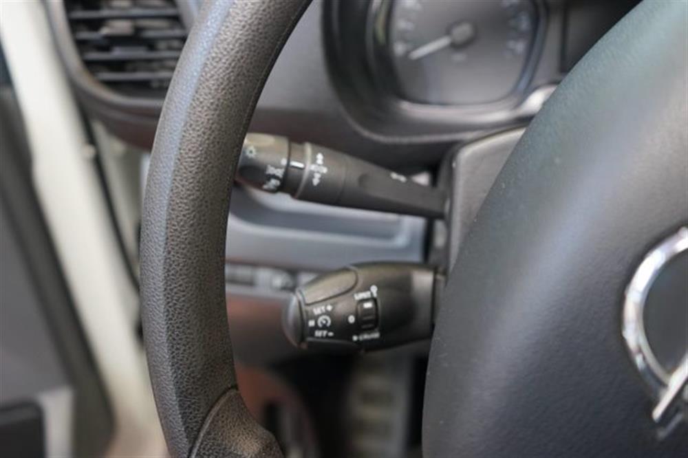 Vivaro Vivaro Life 2.0 Diesel 145C